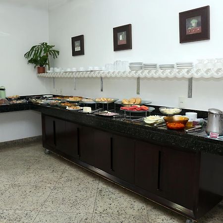 Joao Pinheiro Licia Hotel المظهر الخارجي الصورة